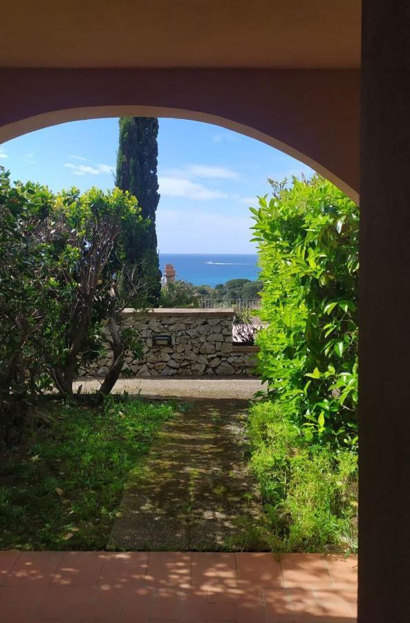 Nisportino, Elba. Bilocale Con Patio Vista Mare. Villa Casale Gastagno Kültér fotó