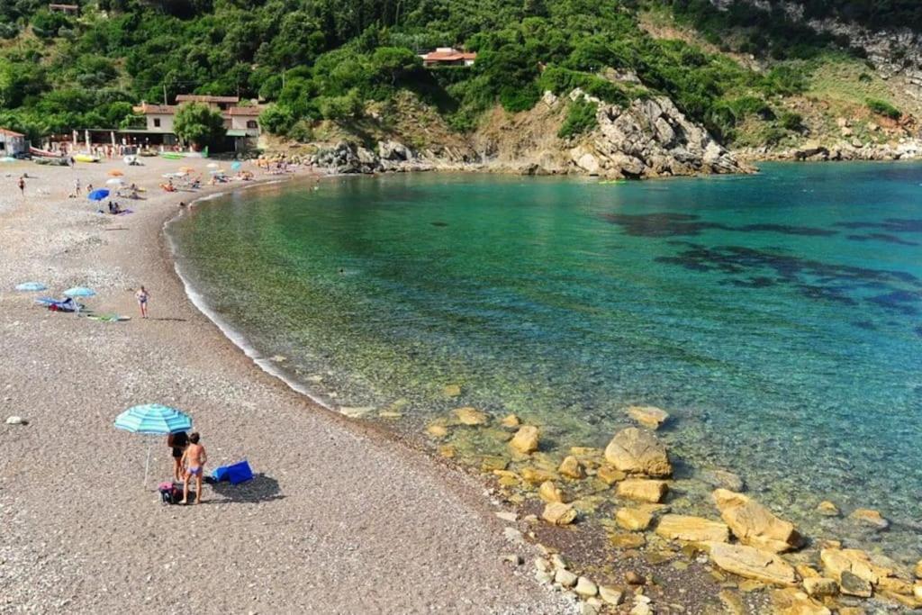 Nisportino, Elba. Bilocale Con Patio Vista Mare. Villa Casale Gastagno Kültér fotó